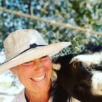 Kim Rhodes Instagram - I’m on strike. I personally have experienced most of the reasons we are on strike. It feels both stabby, and like a…. party? Huh. @shopstands , wanna Thing with me? (I was trying for a menacing farm selfie but Greg won’t leave me alone.)