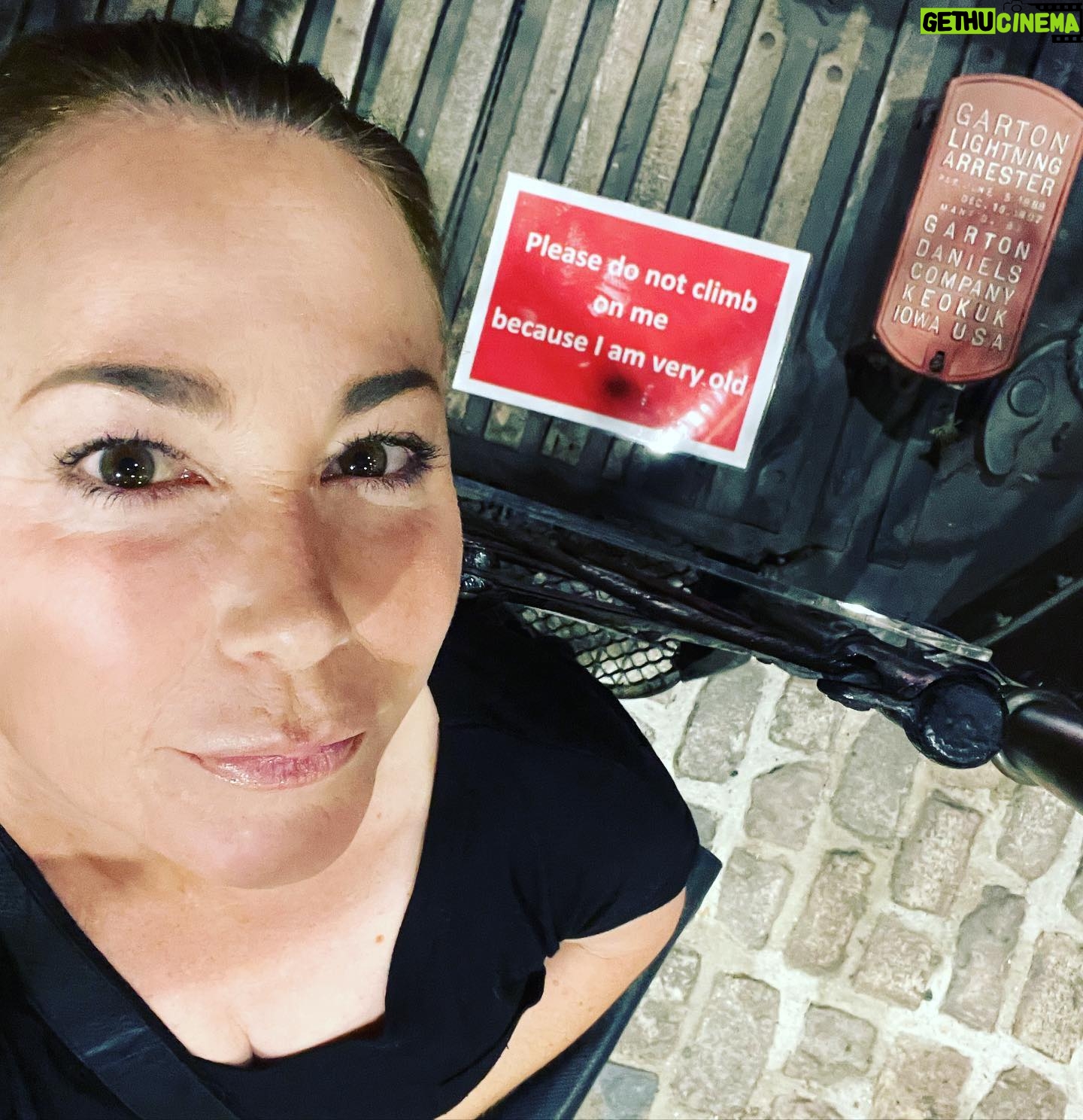 Kim Rhodes - 4.6K Likes - Dear @basingstokecomiccon, is it possible to get this sign from @milestonesmuseum at my table tomorrow? #basingstokecomiccon