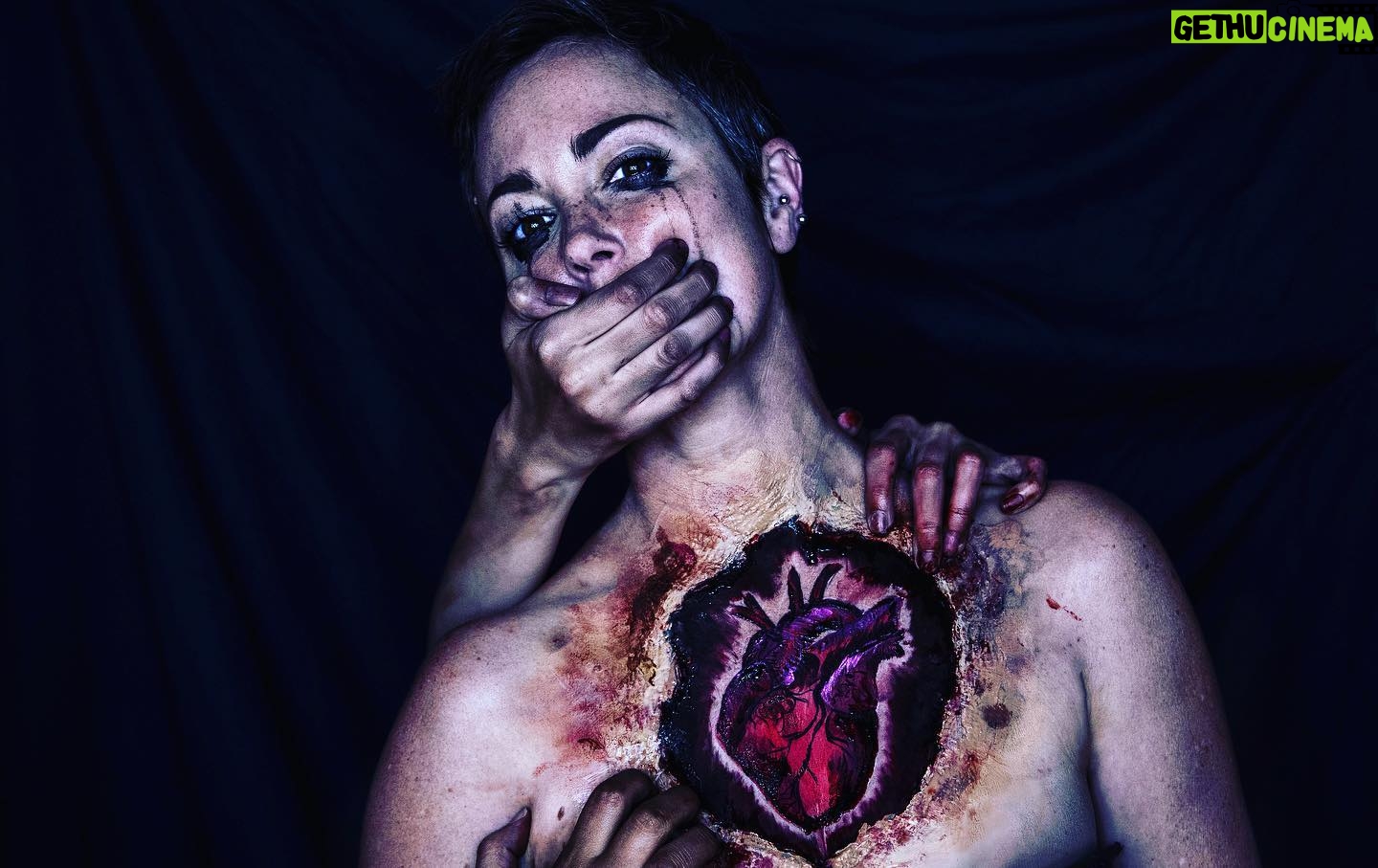 Kim Rhodes - 6.1K Likes - Another photo on my phone that makes me smile. Makeup by @vicrighthand (who offers classes at Creation cons, BTW) A powerful image about #SA. I see this and smile because she reminds me of the ability humans have to use our talents and give voice to our courage.
