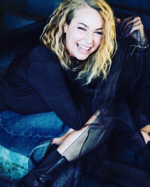 Kim Rhodes Instagram - Got to play with @jeannined.photography. If you need more Me on your wall, she can get you some prints. All proceeds going to my beloved @stathorsesanctuary