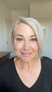 Kim Rhodes Instagram - For my babies who keep having to swipe away from the #feelings. #mom loves you too.