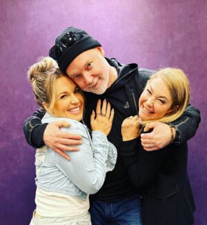 Kim Rhodes Instagram - The #WaywardPodcast is going to have a charming, talented, thoughtful and articulate guest for in NJ. @chrisschmelke ! Fortunately, @officialbrianab and I will be there to balance things out. Friday before Karaoke! Tickets still available. (Discount til tomorrow.) https://www.creationent.com/cal/ce_nj/index.htm