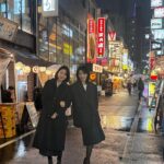Kim Seo-hyung Instagram – 3월15일 일본 개봉을 앞두고 
#비닐하우스 프리뷰 시사회 
<with 이솔희감독님> <통역사 Yeon Jimi>
부슬부슬 비 내리는 저녁 상영 후.. 늦은 시간까지 자리 지켜주며
이야기 들어주신 관객분들에게 감사했습니다 🙏 (전석매진 🥳)
그리고 멀리서 찾아와주신 팬분들에게도 너무 너무 고맙습니다 🤍