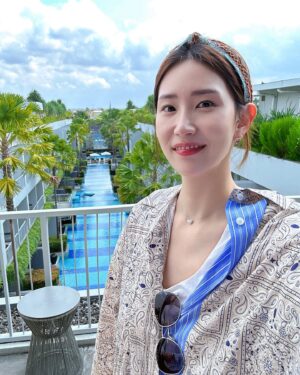 Kim Su-Ji Instagram - 행복😎🏝️