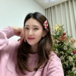 Kim Su-Ji Instagram – Merry Christmas🎄☃️