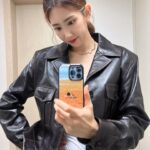 Kim Su-Ji Instagram - 💜