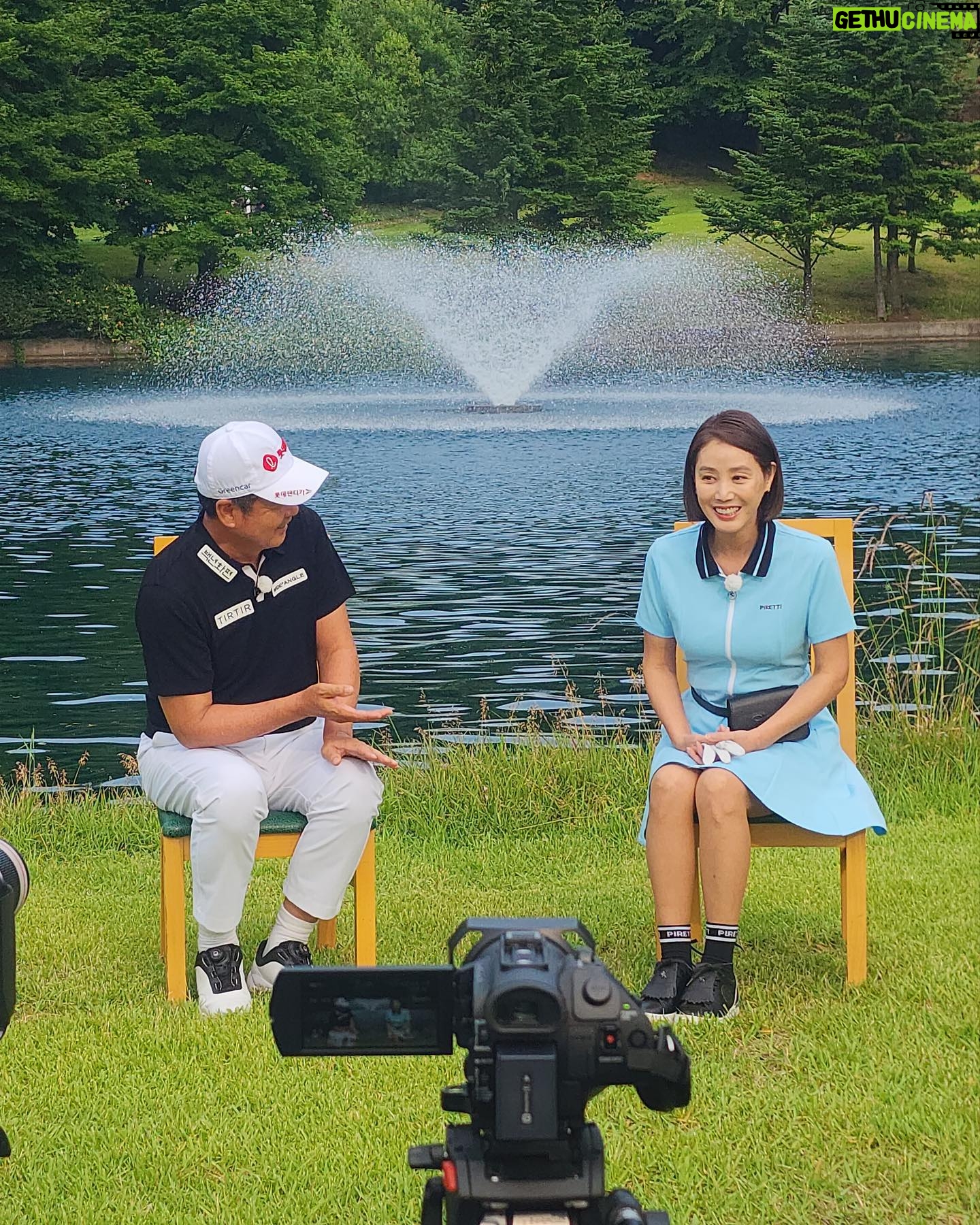 Kim Sung-ryung Instagram - #임진한클라스 #유투브 #송추cc 촬영은 6/14일에, 업로드는 8/9일요 역시 다르시더군요~ 초대와 레슨 감사헤요^^ 100타 꼭 깨고 말거…야… 😅😅😅