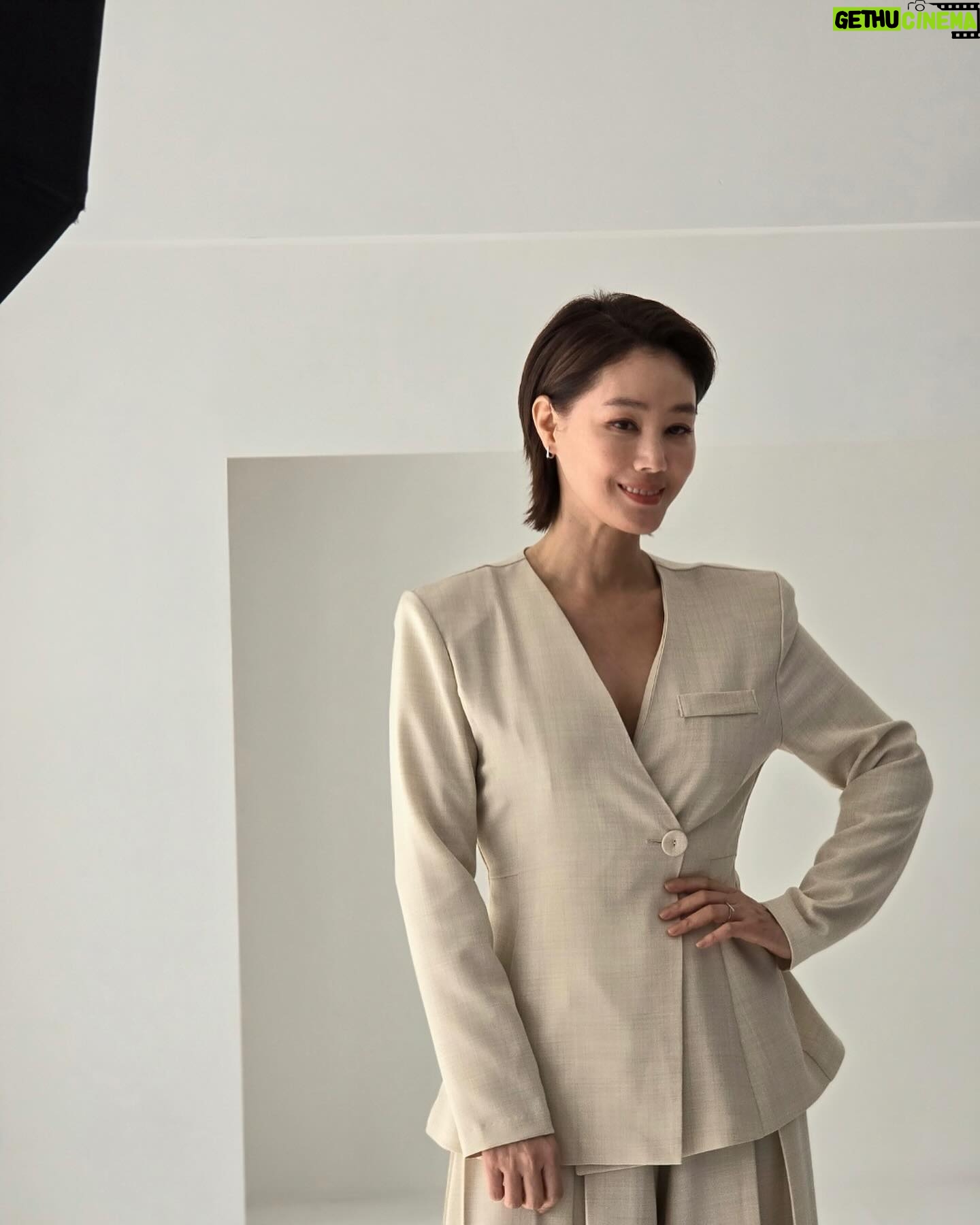 Kim Sung-ryung Instagram - @thermage_kr #써마지flx #건강한관리 #합시다 #감사합니다 #💜