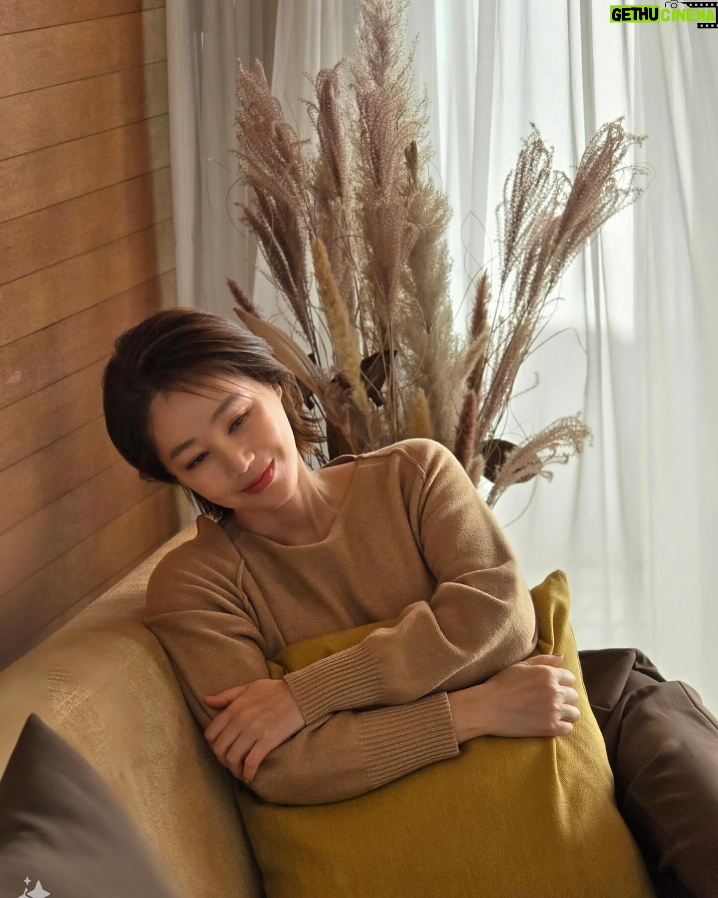 Kim Sung-ryung Instagram - @thermage_kr #써마지flx #건강한관리 #합시다 #감사합니다 #💜