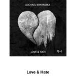 Kim Wan-sun Instagram - Love & hate 세상은 이 두가지로 채워진 듯하네요. 하나는 없어졌음 좋겠는데.. ㅎ 사랑 가득한 저녁 보내세요~😘