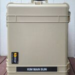Kim Wan-sun Instagram - 팬분들에게 받는 선물은 하나같이 다 소중합니다. 하지만 이번 선물은 정말 특별한 것 같아요. 커스텀 마이크를 선물해주신 소희님, 진심으로 감사합니다. 좋은 음악으로 보답하겠습니다. 다시한번 감사합니다. ❤️❤️❤️