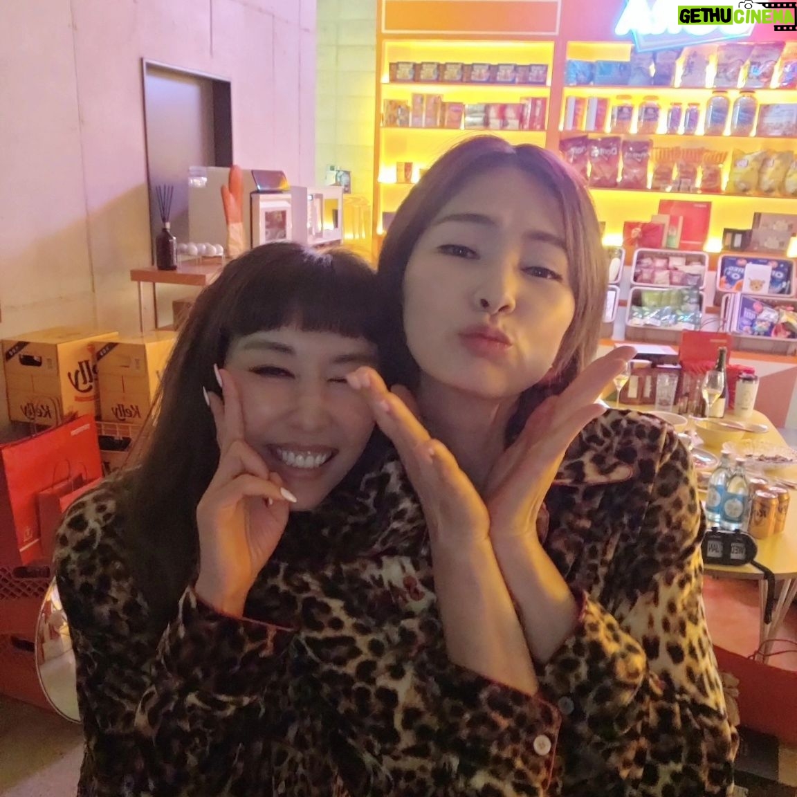 Kim Wan-sun Instagram - #youtube #이소라 #슈퍼마켙 행복한 추억~🥰