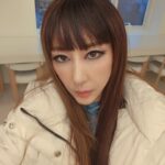 Kim Wan-sun Instagram - 조금 과한 화장. 🤫