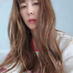 Kim Wan-sun Instagram - 머리 많이 길었다..ㅎ 이참에 더 길러보자~!! 허리까지~!!😆