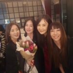 Kim Wan-sun Instagram - 아름다운 밤이었어요~😘😘😘 @chaesira0625 @yusun_17 @cine33 @sala1220 @yunsoo.official #유호정