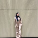 Kim Ye-won Instagram - 이제 조금 살아났는데 밖이 냉동창고네......🥶
