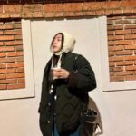Kim Ye-won Instagram - 너무 츠버.... 🥶 집이 최고다