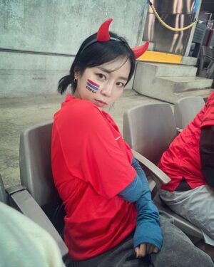 Kim Ye-won Instagram - 4:0♥️🇰🇷💙
최선을 다해 응원한 사진 100장