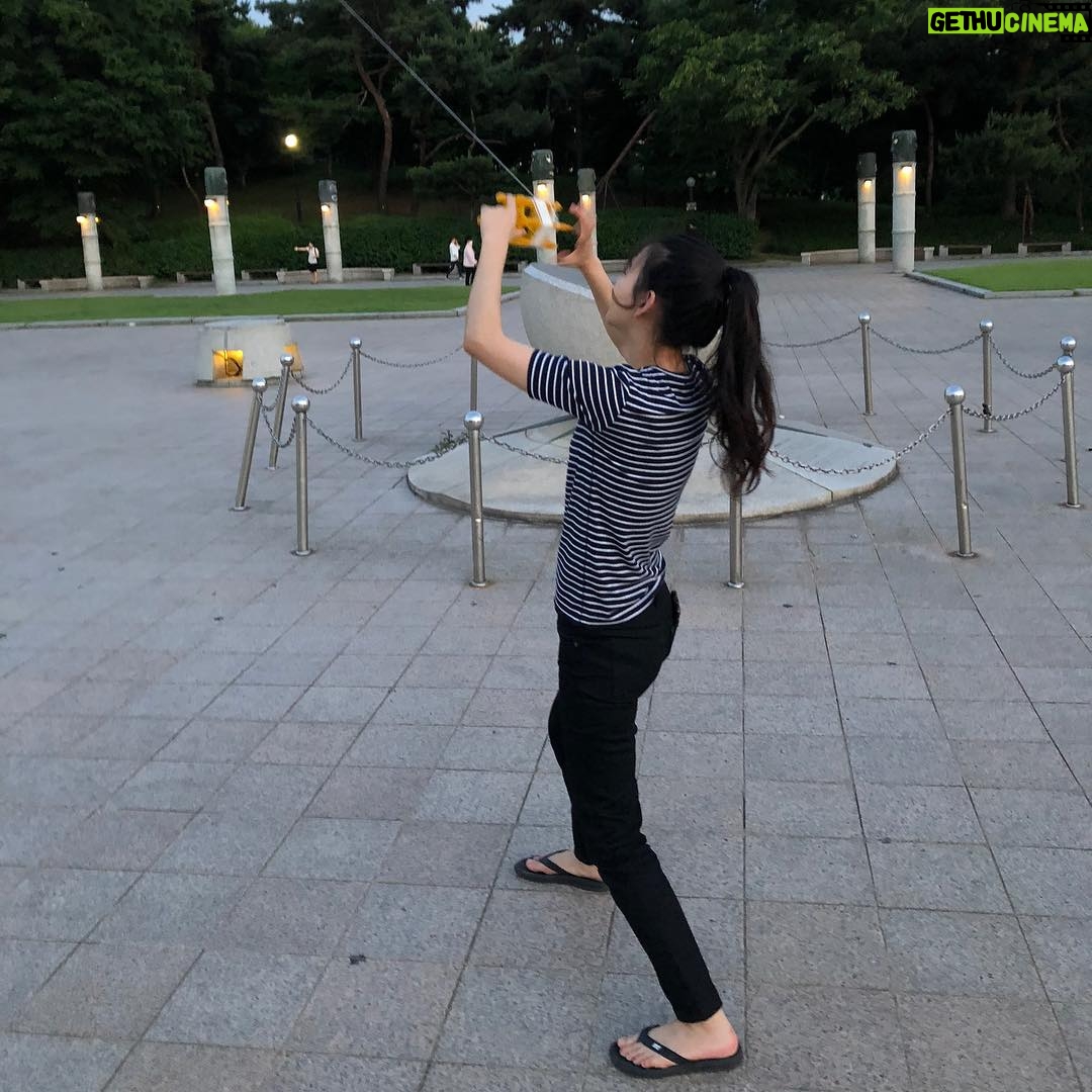 Kim Yoon-hye Instagram - μ° λ 리기 ππ πΆπ»ββοΈ
