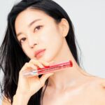 Kim Yun-jee Instagram - 요즘 방송 나올때마다 제 피부 비결이 뭐냐는 질문/DM 정말 많이 받는데☺️ @neuraderm_kr #코어타임앰플 제가 모델하는 제품이지만 작년 출시부터 꾸준히 매일 쓰고 있는 제가 진심으로 애정하는 제품입니다🫶🏻☺️ #ad