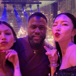 Kim Yun-jee Instagram - LIFT dropping this FRIDAY on @netflix 🔥 So blessed to be around such incredible people on this film🙏🏻 thank you @netflix @netflixfilm @kevinhart4real @therealhartbeat and everyone else involved for an amazing journey for the last 2yrs🫶🏻🙏🏻