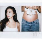 Kim Yun-jee Instagram - . 결혼 준비를 하면서부터 준비하고 계획했던 소중한 아가가 드디어 3년만에 저희 부부에게 와주었습니다. 벌써 8개월차 임산부라니~ 아가를 이제 곧 만난다니~ 아직도 믿겨지지가 않아요. 매순간 소중히 여기며 행복하고 감사한 시간을 보내고 있답니다! 소식듣고 축하해주신 모든분들께 진심으로 감사드립니다! We feel so blessed that a baby angel has come to us after a 3 year pregnancy journey. I can’t believe I‘m already in my 3rd trimester as a 30weeks mommy. We are so excited to meet our little baby soon! My husband and I are trying to enjoy and cherish every moment of it. Thank you so much to everyone who has congratulated us on the news! 📸 by @45id_official