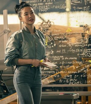 Kim Yun-jee Instagram - Mi-Sun 미선 / LIFT 리프트 on @netflix  #liftnetflix #리프트비행기를털어라