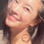 Kim Yun-jee Instagram - @neuraderm_kr 모델로서 메디톡스의 혁신적인 주름과학으로 탄생한 뉴라덤 코어타임앰플을 미리 받아 사용해 볼수 있었는데요😆 습관, 노화, 중력으로 생긴 주름을 포함한 총 27가지의 주름을 단 1회 사용으로도 즉각 개선해 차원이 다른 사용감을 확인할 수 있습니다! 개인적으로는 코어타임앰플 제품 사용 후 피부 리프팅, 탄력 그리고 광채에 빠르고 즉각적인 효과를 볼 수 있었습니다☺️ 10/20에 런칭되는 뉴라덤 코어타임앰플! 놓치지 마세요!🫰🏻 10년전 나를 만나는 시간. 피부의 시간을 이기는 힘. 안티에이징의 꿈을 실현하다, #코어타임앰플 Powered by @medytox_official Wrinkle Science.