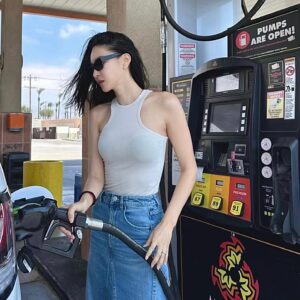 Kim Yun-jee Instagram - Oh, how I missed you LA🌴 you will always have a special place in my heart🥹 thank you LA fam for making LA feel like home again🙏🏻💕