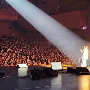 Kim Yun-jee Instagram - 소중하고 따스했던 5월의 조각들🫠💕 pieces of May 🙏🏻