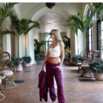 Kimberley Garner Instagram - Family time 🤶 @alo