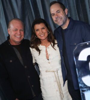 Kimberlin Brown Instagram - This is an appreciation post for Kimberlin Brown - undoubtedly the greatest villain in daytime television history.  It’s been a dream working with her over the years, and so thankful for all the memories. Thank you @kimberlin_brown #boldandbeautiful #SheilaCarter #Sheila