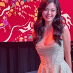 Kimberly Chia Instagram – First hosting job of the new year with the big boss 😛 thank you for having us @uobgroup 🙌🏻
huat huat everybody! 🐉
Styled by @style_lease ✨
HMU @rowan_autelier @autelier_makeup 💄