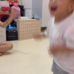 Kimberly Chia Instagram – Second Christmas with our little one 🎄 getting big enough to play around, sing Christmas songs and open presents 😂 
So much love this Christmas ❤️