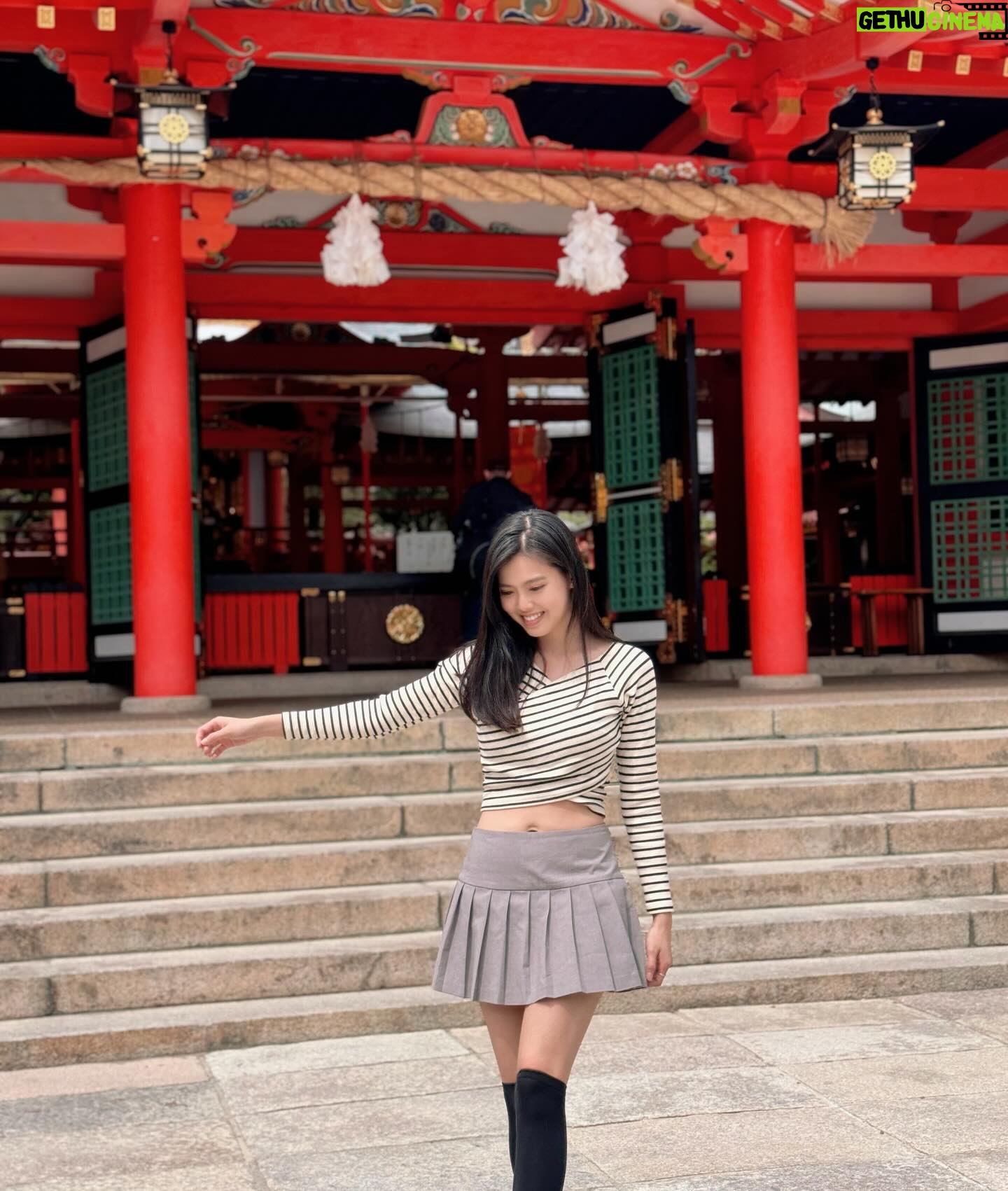 Kimberly Chia Instagram - Praying for good health, and happiness ✨