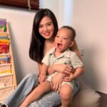 Kimberly Chia Instagram - Life as a mum.. 😂 not complaining though! Loving every moment hehe And this is how I help to ease the rising cost of living especially with raising a kid - Octa Trading App. Octa is a global CFD that allows you to trade over 300 instruments including stocks and cryptocurrencies, and the best part is that it’s commission-free! If you’re also looking to diversify your income and kickstart your trading journey, download the app via the link in my bio and use my promo code to get 2x bonus on your first deposit! ✨ *Please ensure that you’ve done your due diligence and research before committing to it. @octa_global_official