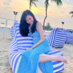 Kimberly Chia Instagram - Blending in 😂