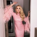 Kimberly Wyatt Instagram - Stepping into a world of pink and feathers, where fashion meets glam and dreams come alive! ✨💖 It was an absolute thrill to meet and sign autographs for the incredible next generation of dancers. Their talent and passion lit up the stage, and I had the best seat in the house as a judge for their dance competition. From sparkling sequins to twirling tutus, this event was a celebration of style, storytelling and creativity. What a fabulous night! 💃🎀 #GlammedInPink #FashionMeetsGlam #DanceDreamsComeTrue”