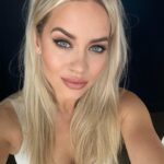 Kimberly Wyatt Instagram - Through the highs, the lows and the many curveballs life throws - hang in there! Im playing at @pubinthepark Marlow this Saturday!! 🎵 🩷 this crazy lil thing called life is made so much better with real moments with real people carving out time to celebrate what we have and letting go of the have-nots if even for a few stolen hours from the grind!!! Hope to see you there! 💜…life Xx -K