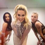 Kimberly Wyatt Instagram - ‘Don’tcha Disco’ was so much fun last night! These two lit up the stage 🪩🫶🏼💕🎵✨ Loosen up my Butlin’s babe! 😉
