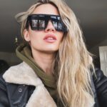 Kimberly Wyatt Instagram - Ready to shine in shades – is it safe to get sunglasses out yet? Happy Friday! ☀️🕶️ #FridayVibes #SunglassesReady ….it started raining 5 minutes after I posted this. 🌧️ 🤭