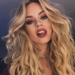 Kimberly Wyatt Instagram - Channeling my inner wild child with this chocolate suede lip. Lil blend of 'sophistry' and 'meticulous'. @maccosmeticsuk, you've nailed the perfect lil pout! 💄🍫🌟 #WildChildPout #ChocolateSuede #gift