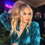 Kimberly Wyatt Instagram - Live Music 💙🪩🩷 Little live dj set for the gram. Hope you enjoyed! Shall we do it again soon?