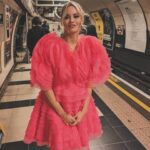 Kimberly Wyatt Instagram - Channeling my inner Villanelle vibes in this pink dress moment. 💕🩷💕