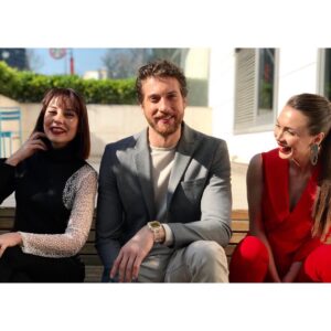 Kimya Gökçe Aytaç Instagram - Hep Gülmek 🕊
#erkencikuş