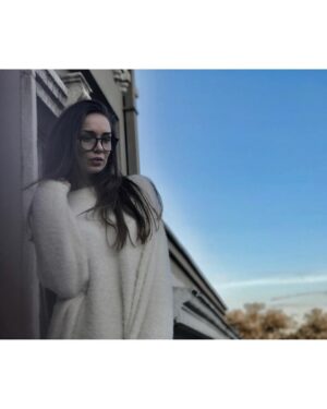 Kimya Gökçe Aytaç Instagram - Yeni yaşa bir hafta kala tek sözüm akreple yelkovana 
sadece biraz “YAVAŞ” 😄