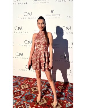 Kimya Gökçe Aytaç Instagram - Daha nice Yıllara sevgili @cihan.nacar ❣️ Müthiş büyülü bir geceydi ✨