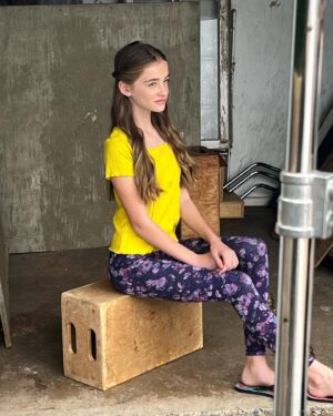 Kingston Foster Instagram - New headshots coming soon!! 📸

#headshots #photography #actress #photoshoot #sunday #sundayfunday #camera #actresslife