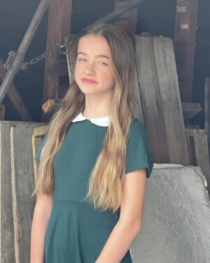 Kingston Foster Instagram - New headshots coming soon!! 📸

#headshots #photography #actress #photoshoot #sunday #sundayfunday #camera #actresslife