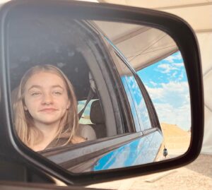 Kingston Foster Instagram - Back to set = Covid testing car selfies! 🤍🤍 

#selfie #photos #sunset #set #setlife #filming #actress #acting #❤️
